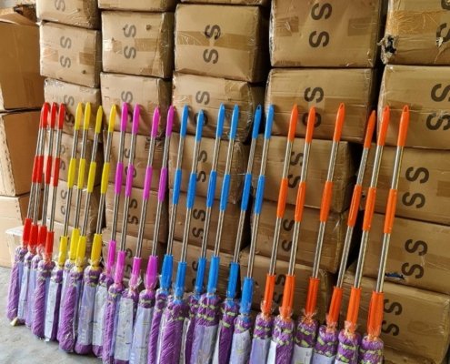 MICROFIBER TWIST MOPS